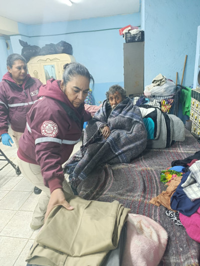 Protección civil y bomberos implementa operativo carrusel ante bajas temperaturas en Nuevo Laredo