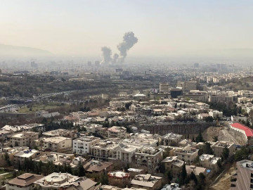 Israel bombardea el centro de Teherán con apoyo de EU y eleva el riesgo de guerra regional
