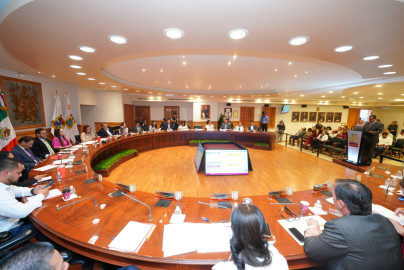 Constructores de Nuevo Laredo reconocen visión del Gobierno Municipal tras aprobación del Plan de Obra Pública 2026