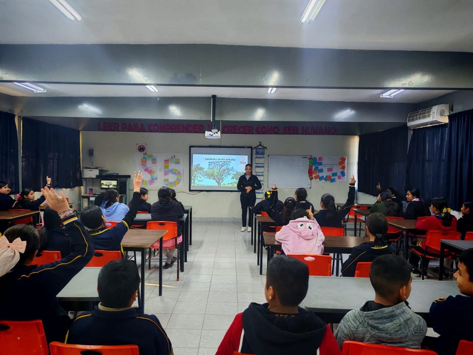 Preparan pulmón escolar: Capacitan a estudiantes en cuidado forestal