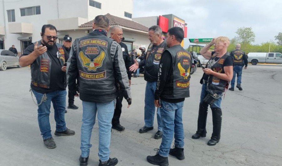 Resguarda Guardia Estatal caravana internacional de motociclistas