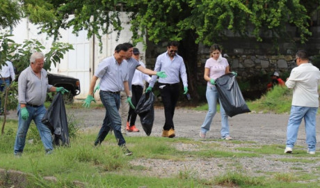 Participa Secretaría de Salud en Cuarta Jornada Estatal de Limpieza