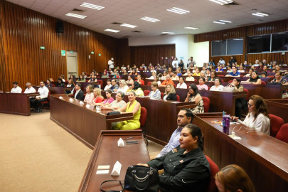 Impulsa la UAT talleres de motivación y liderazgo para mujeres