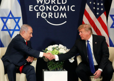 Amenaza Trump con suspender apoyo a palestinos