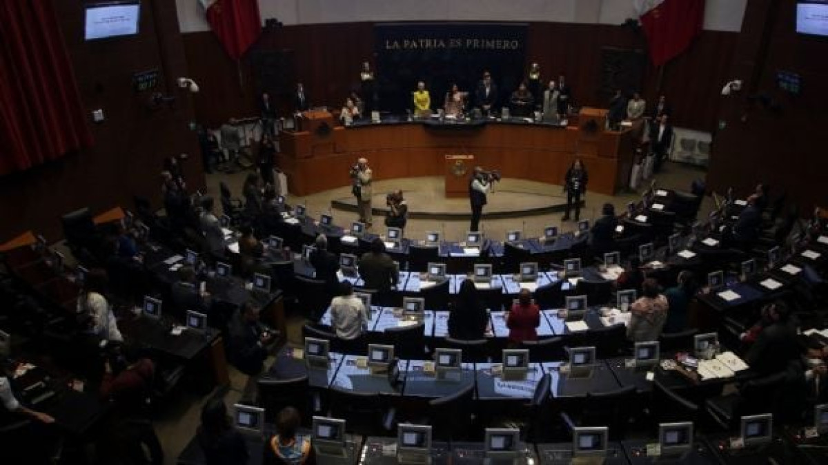El Senado aprueba penas de hasta seis años de prisión a quien realice terapias de conversión sexual