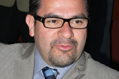 Detienen por peculado a ex secretario de Fausto Vallejo