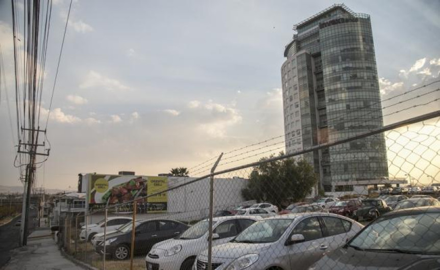 Asegura notario falsificación de su firma en acta del caso Anaya: