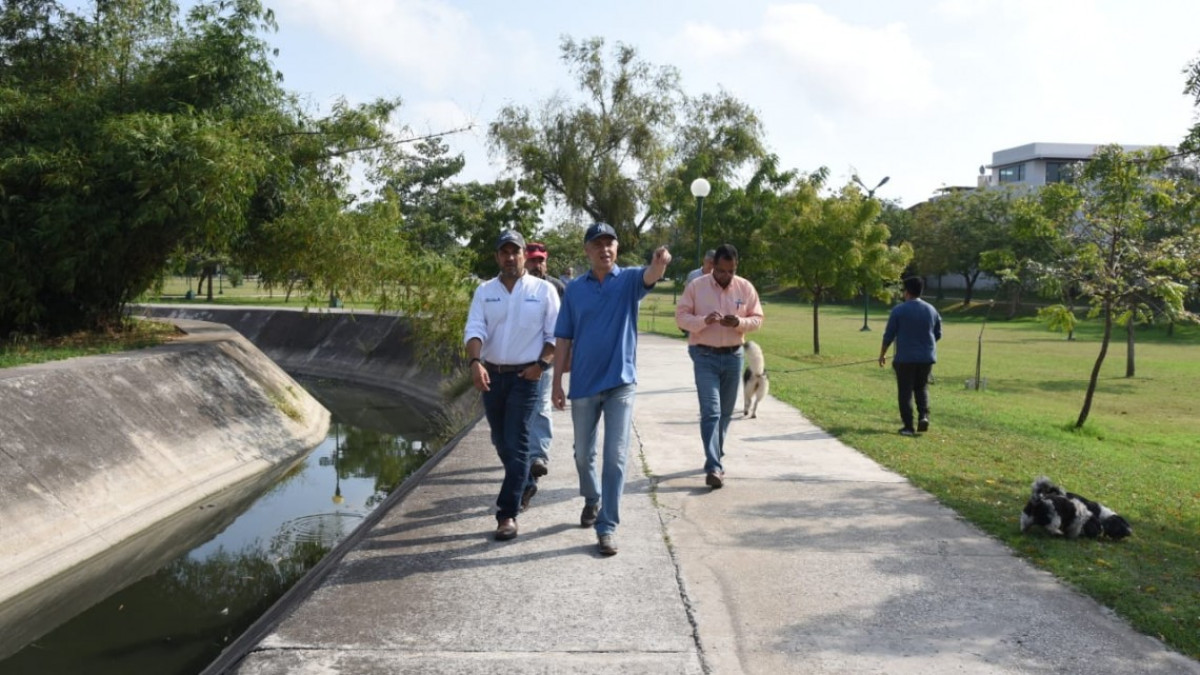Intensifica Chucho Nader acciones preventivas de salud con jornadas de limpieza