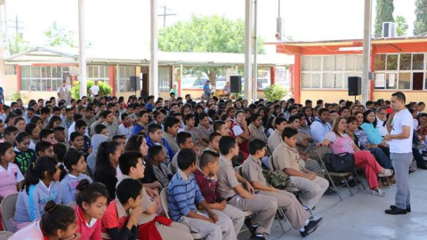 Continúan festejos del "Día del estudiante"