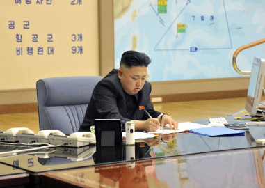 Corea del Norte rebajó el tono e instó a EU a reducir la tensión