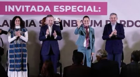 Claudia Sheinbaum  presenta equipo para proyecto de Nación