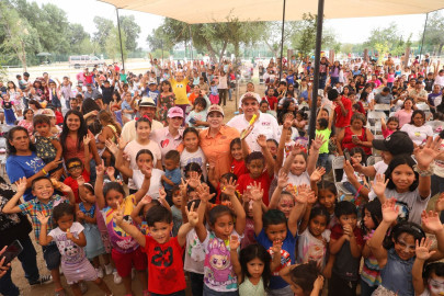  Celebran miles de familias Día del Niño con alegría y amor en el festival del sistema DIF y Gobierno Municipal 