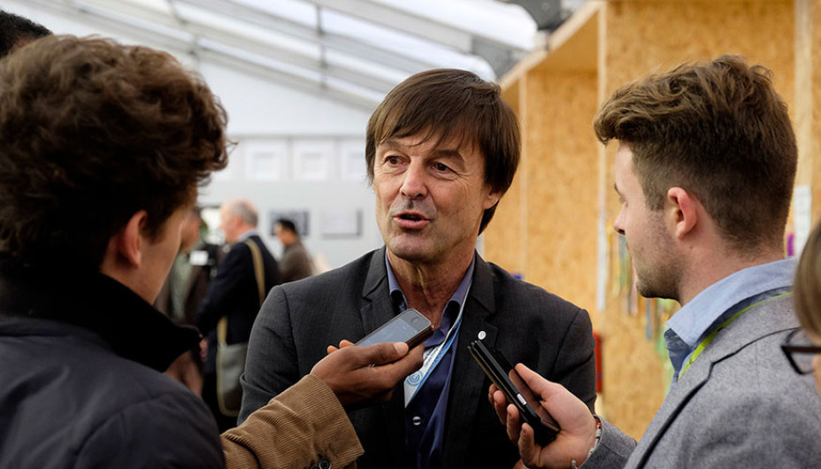 Acusan de acoso sexual a ministro francés de Ecología