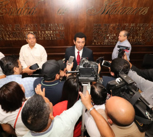 Solicitará Alcalde Mario López a federación, administración de puentes internacionales