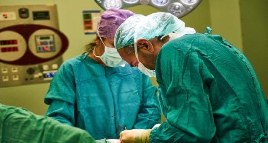 Las alcoholizan, drogan y ahora están en coma