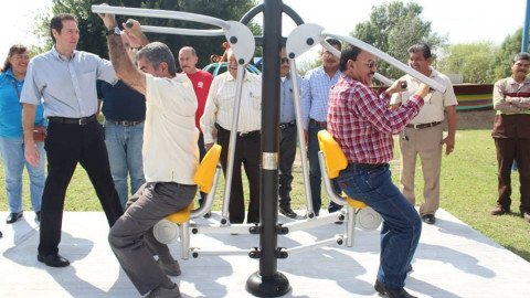 SJOIIM recibe donación de aparatos para ejercicio 