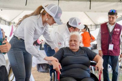 Servicios, trámites y apoyos del gobierno municipal llegan a Colinas del Sur con ” Presidencia cerquita de ti”