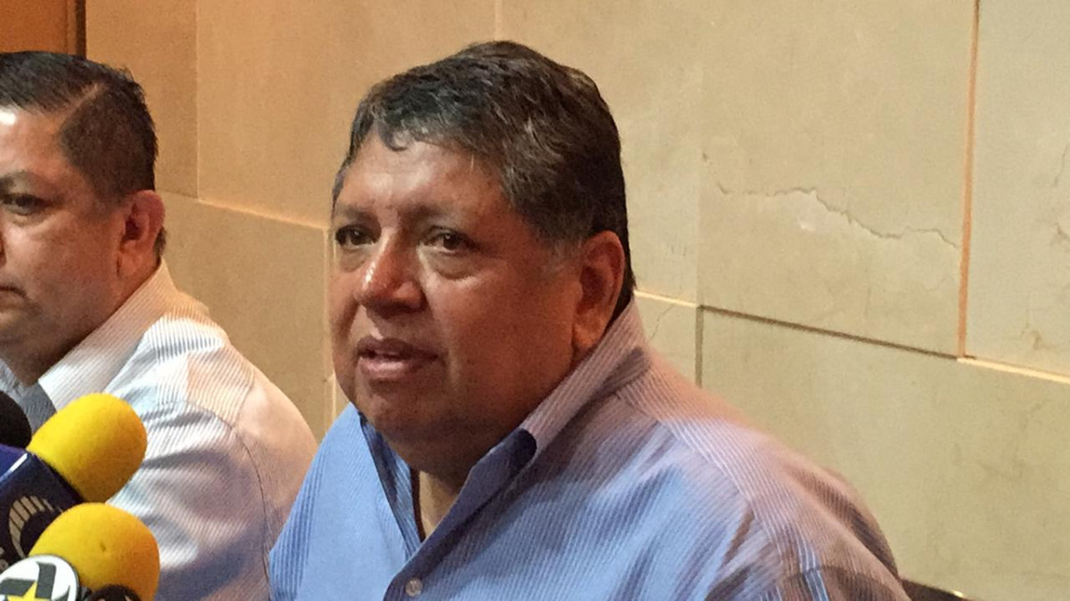 Oseguera Kernión elimina asesores y sueldazos