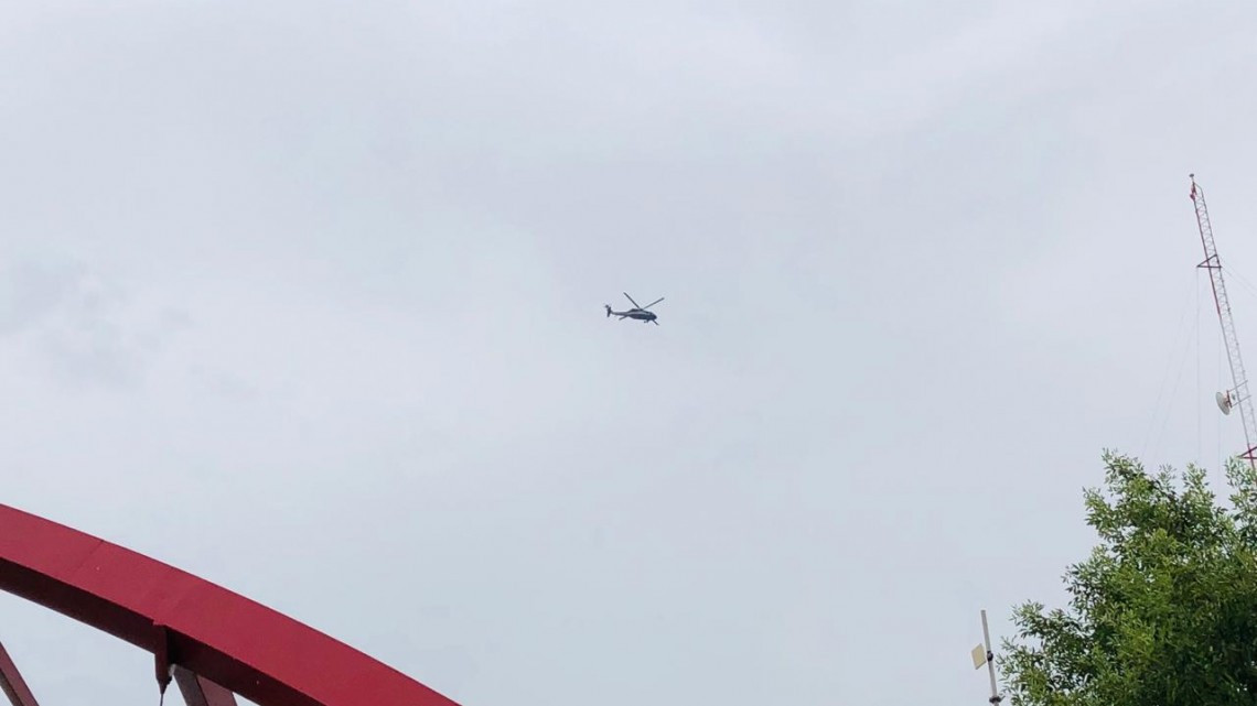 Invita INM a cubanos a desalojar la zona federal del puente nuevo