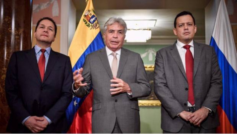 Venezuela firma acuerdo con Rusia para reestructurar su deuda 