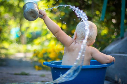 Niño que fue abandonado en escuela en La Joya murió por golpe de calor