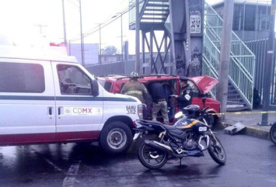 Fallece niño tras choque en su camino a la escuela