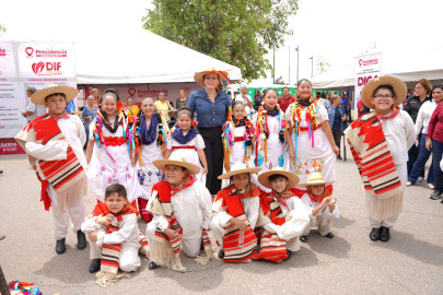 Lanza alcaldesa Carmen Lilia Canturosas convocatoria para beca “Juntos por el Desarrollo Cultural 2025”