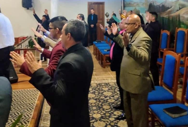 Piden a iglesias tramitar el registro constitutivo 