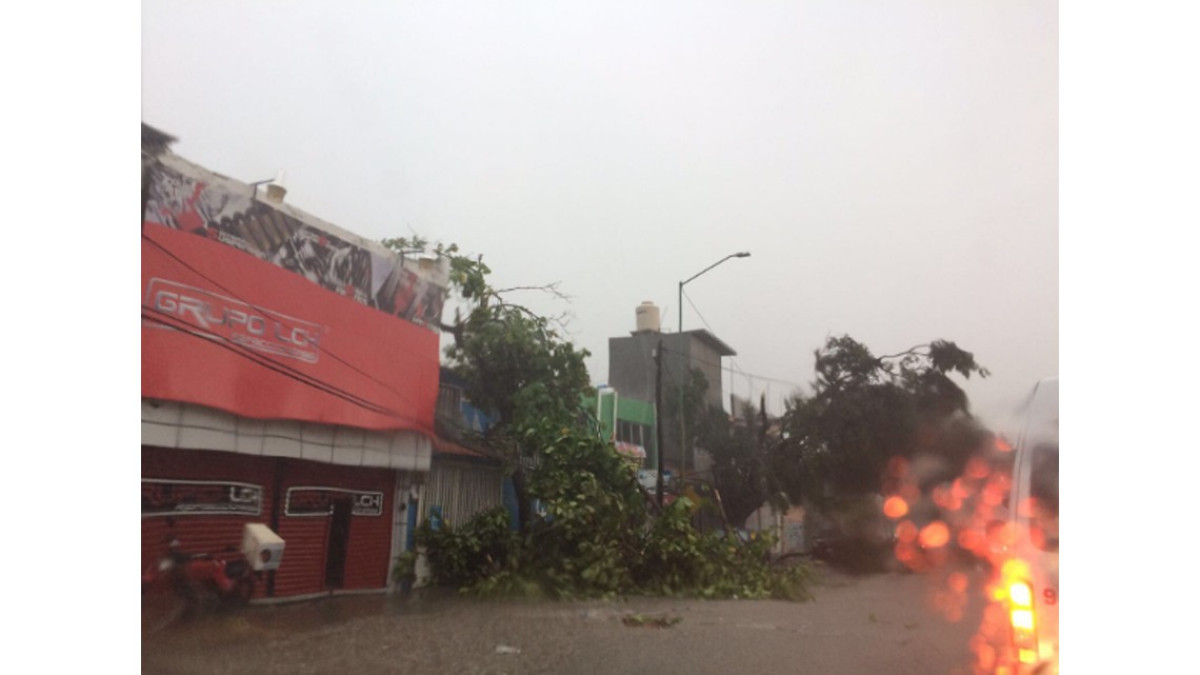 Reportan desaparecido tras lluvia intensa en Tuxtla
