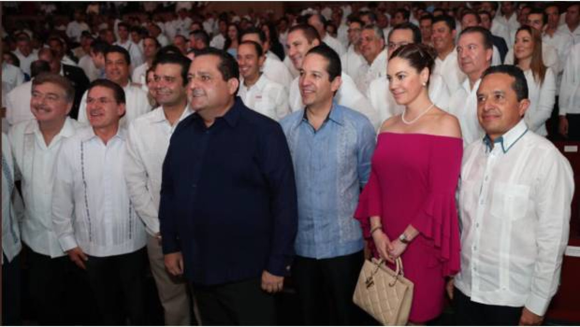 Rinde Mendoza Davis informe de gobierno