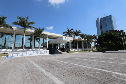 Reasignan a Jueza por multas millonarias a abogadas