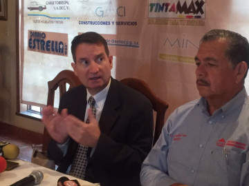 Se reúne cónsul con comerciantes de Matamoros