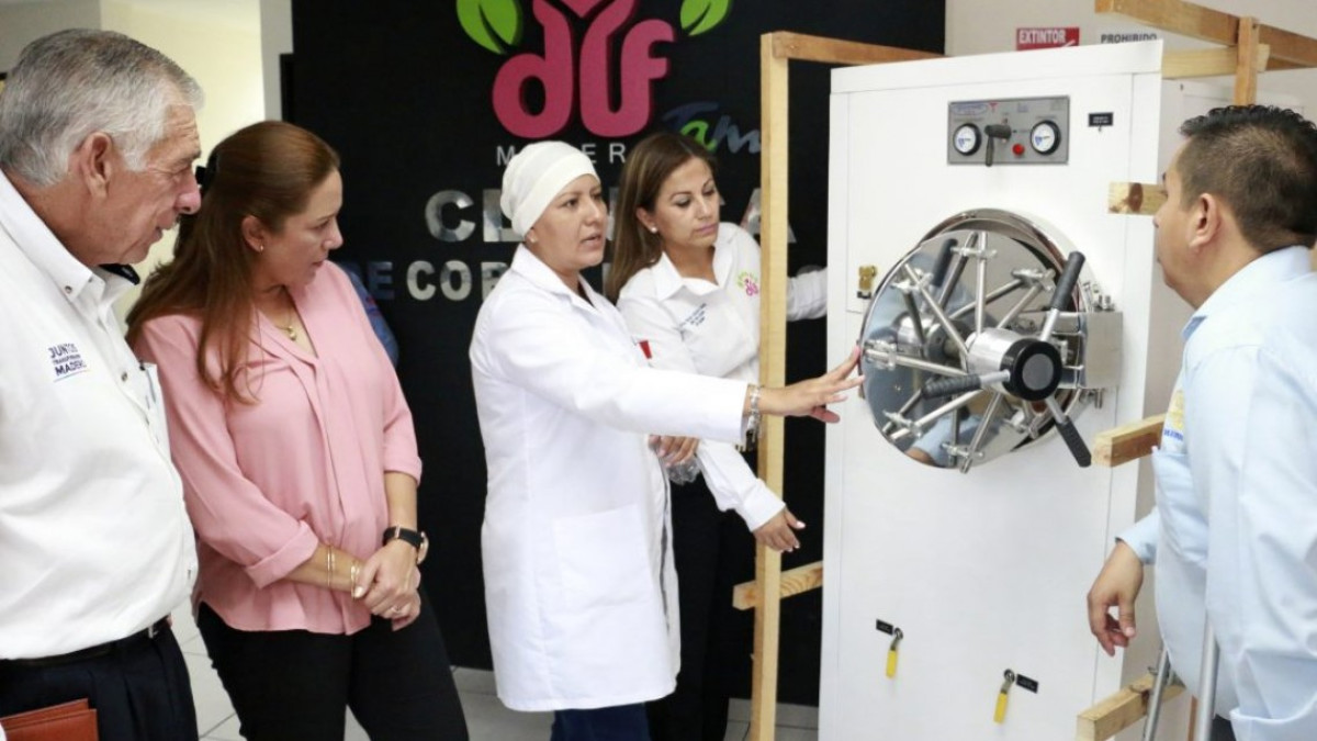 Recibe DIF Madero donativo de equipo hospitalario 