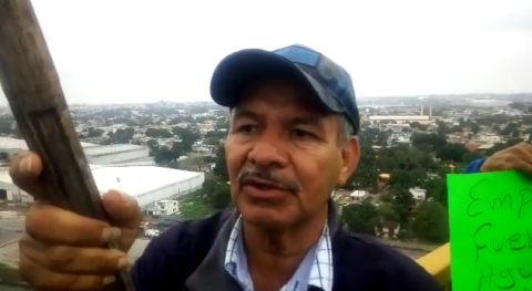 Realizan pescadores manifestación, exigen indemnización de la empresa British Petroleum