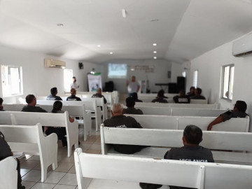 Recibe personal de CEDES Victoria capacitación en materia de derechos humanos*