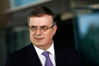 Anuncia Ebrard que no se irá de Morena y que tiene un entendimiento con Sheinbaum