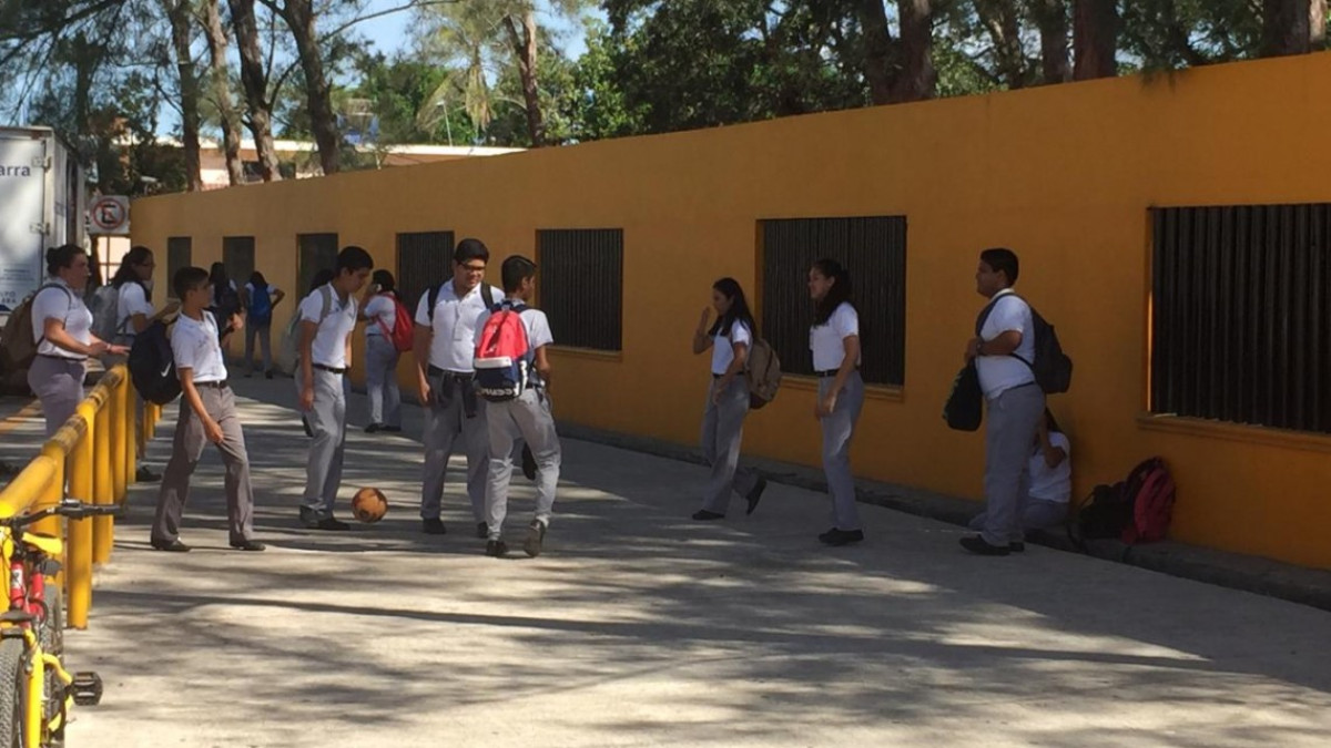 Por inseguridad Cebtis 103 eliminará la última hora del horario escolar 