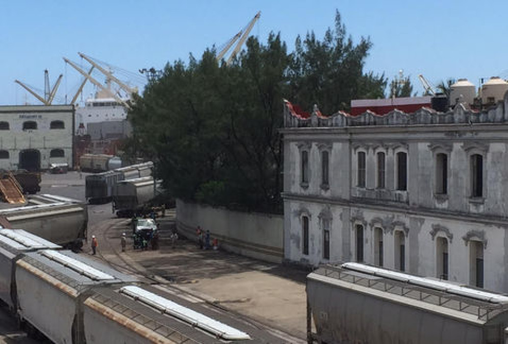 Descarrila tren en Puerto de Veracruz por lluvias