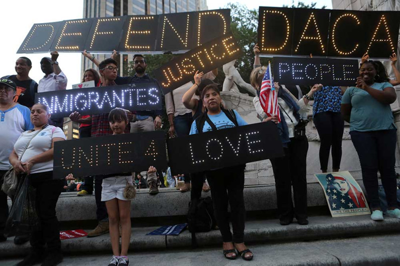 Mexicano presenta denuncia contra Trump, por DACA 