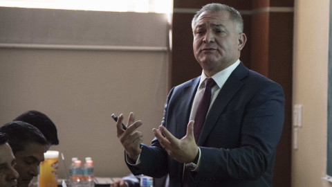 Abogado de García Luna solicita un nuevo juicio