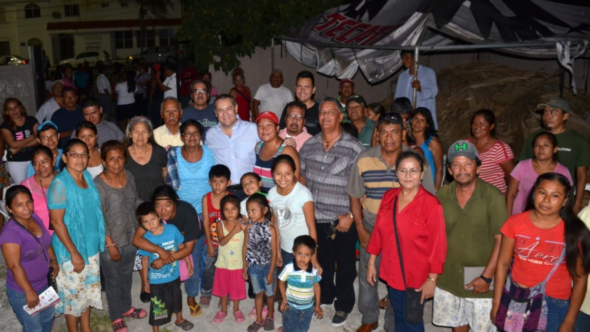 Adrián Oseguera excentará de pago a comerciantes de playa Miramar