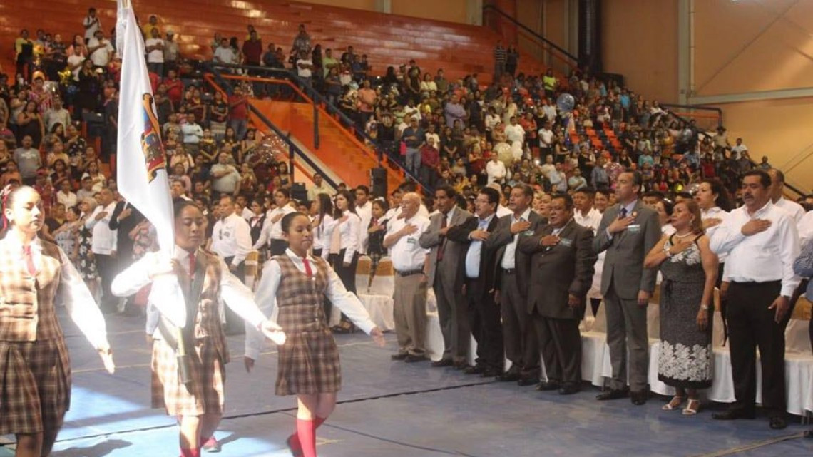 Celebran ceremonias de graduación de la Telesecundarias