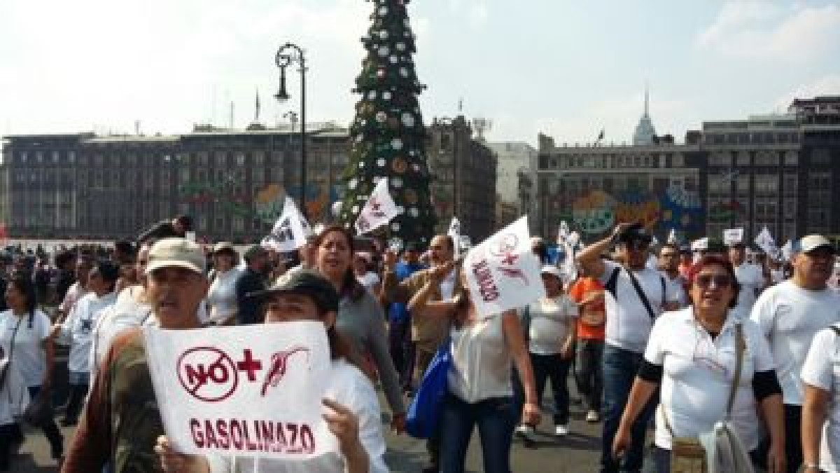 Marchan y protestan contra el gasolinazo del 2017