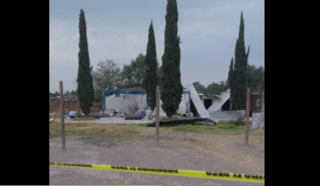 Al menos dos muertos y tres heridos tras explosión en Tultepec