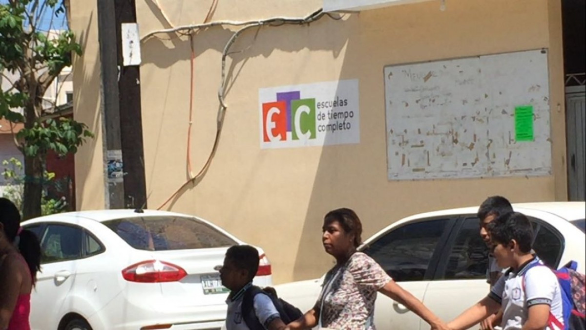 Primaria cumple una semana sin clases por problemas eléctricos 