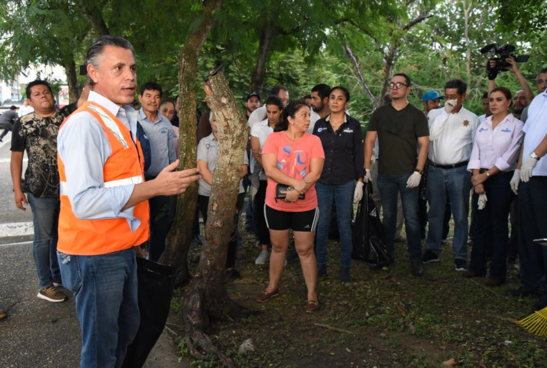 Encabeza Chucho Nader Jornada de Limpieza en la Laguna del Carpinter
