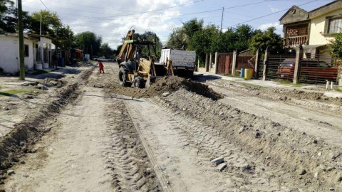 Aplica Municipio más de 5 MDP en pavimentación