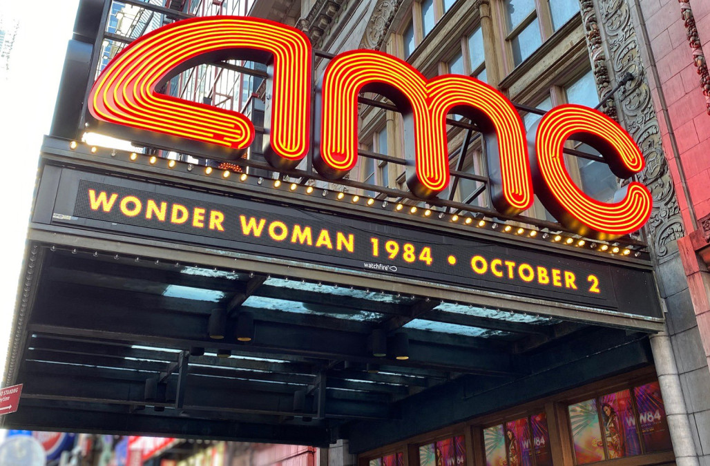 Wonder Woman 1984 cambia su fecha de estreno en cines  