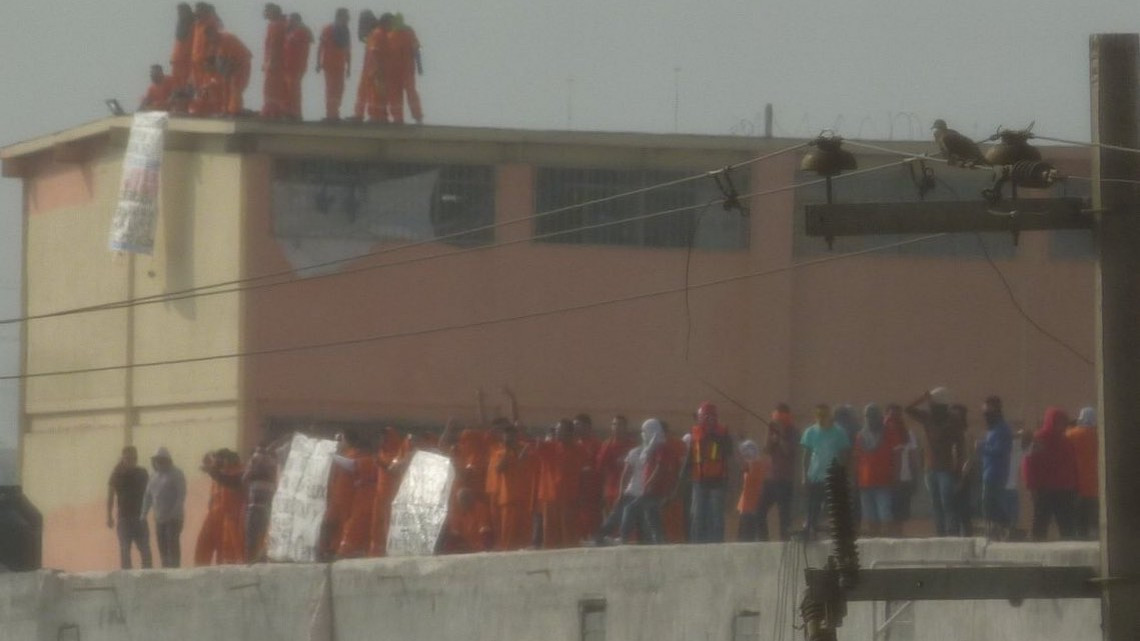 Protestas en penal de Apodaca y Topo Chico 
