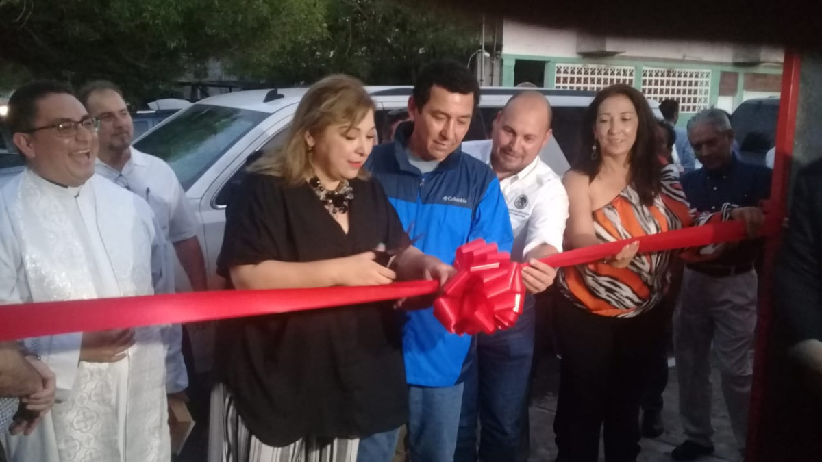 Abre oficina de gestoría la diputada federal Adriana Lozano